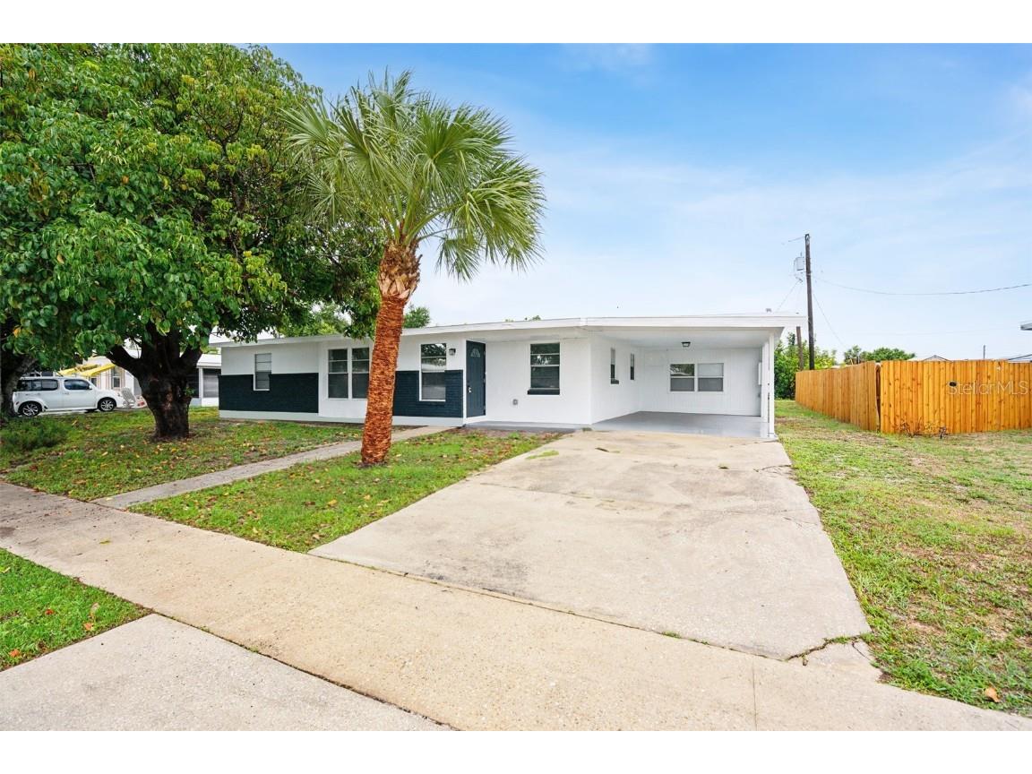 2352 Dallas Street Port Charlotte FL 33952 T3534228 image1