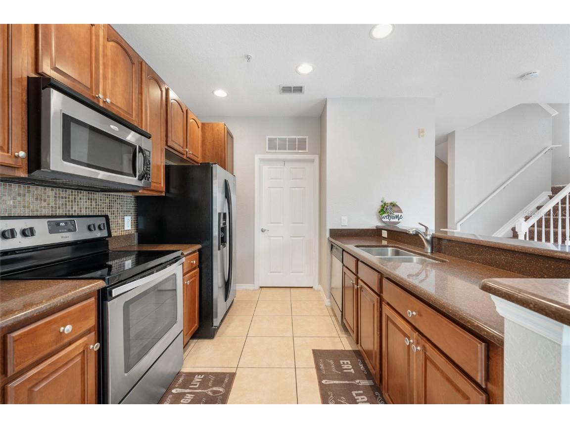 2352 Grand Central Parkway #10 Orlando FL 32839 O6338144 image7