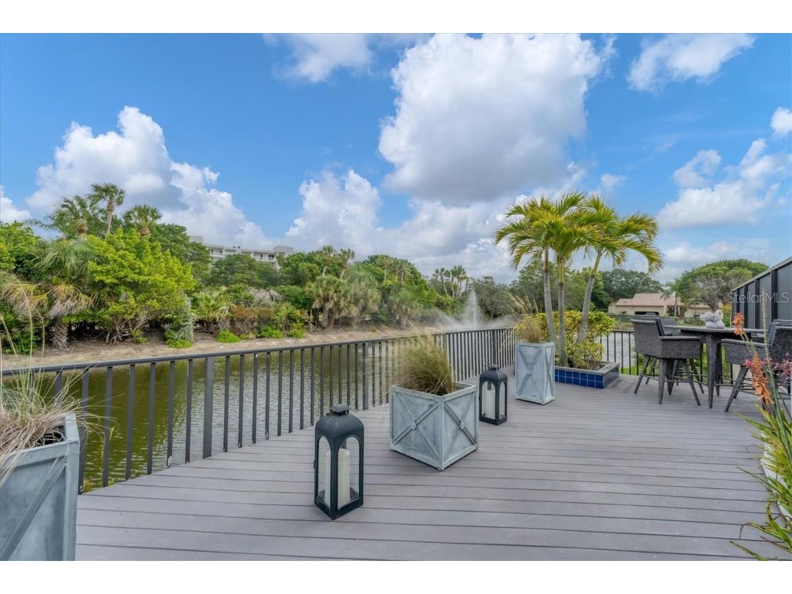 2352 Harbour Oaks Drive Longboat Key FL 34228 A4595925 image1