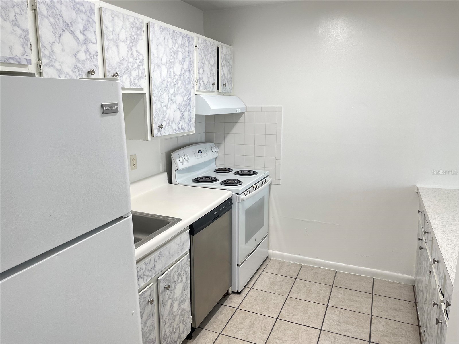 2352 Huntington Green Court #7 Orlando FL 32839 O6389769 image3