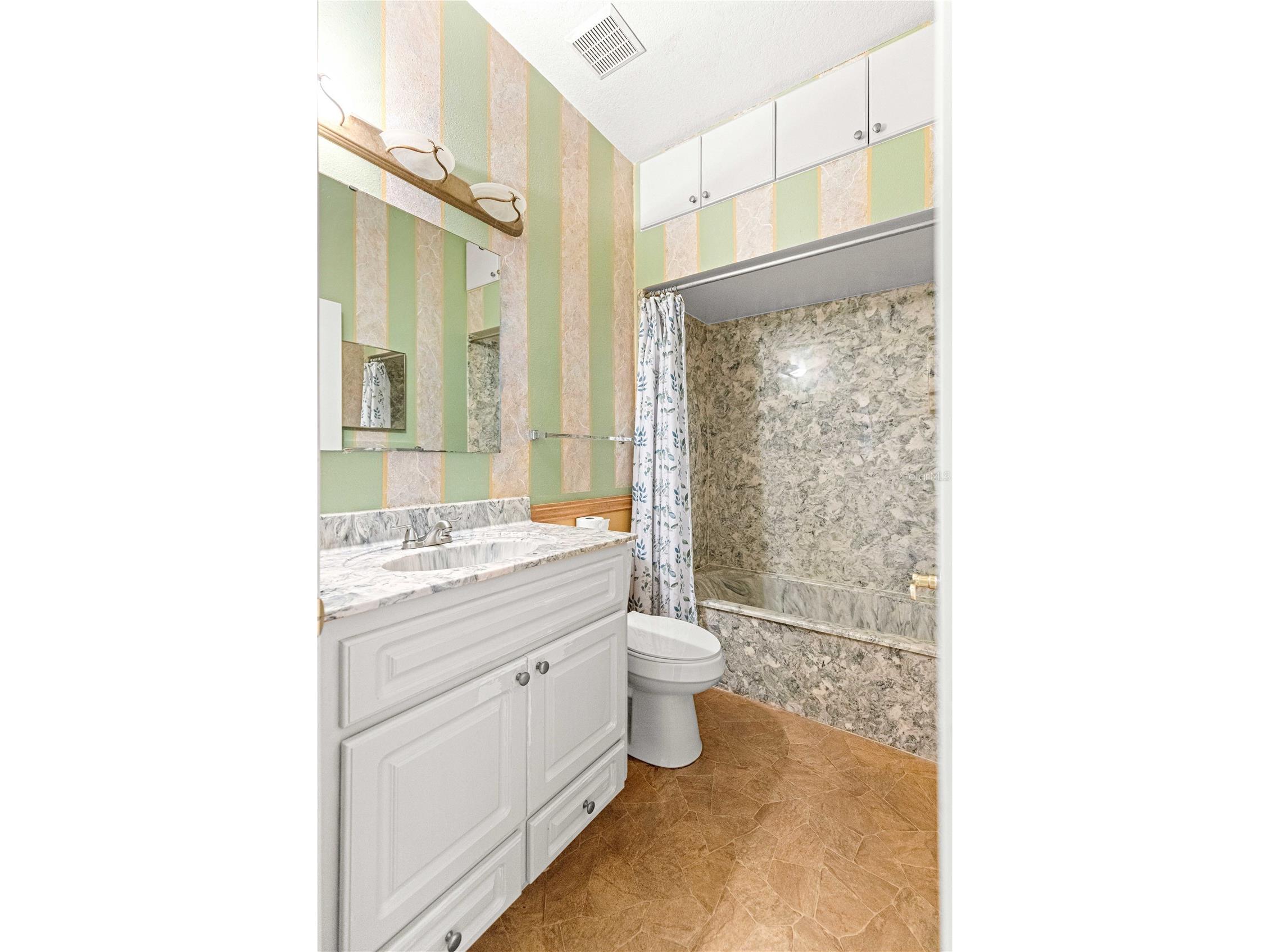 2352 NW 58th Terrace Ocala FL 34482 OM719466 image29