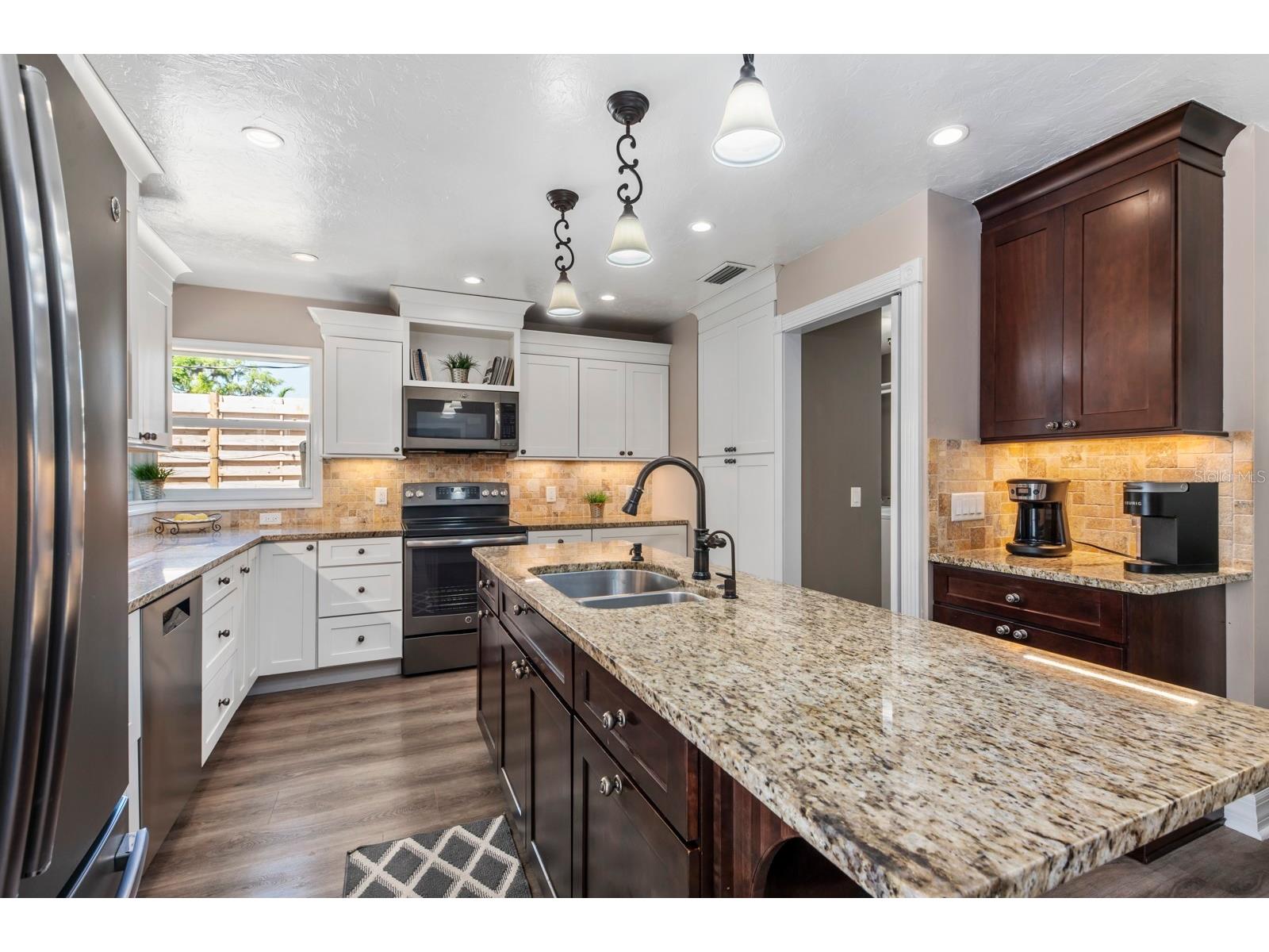 2352 Palm Terrace Sarasota FL 34231 A4692941 image15