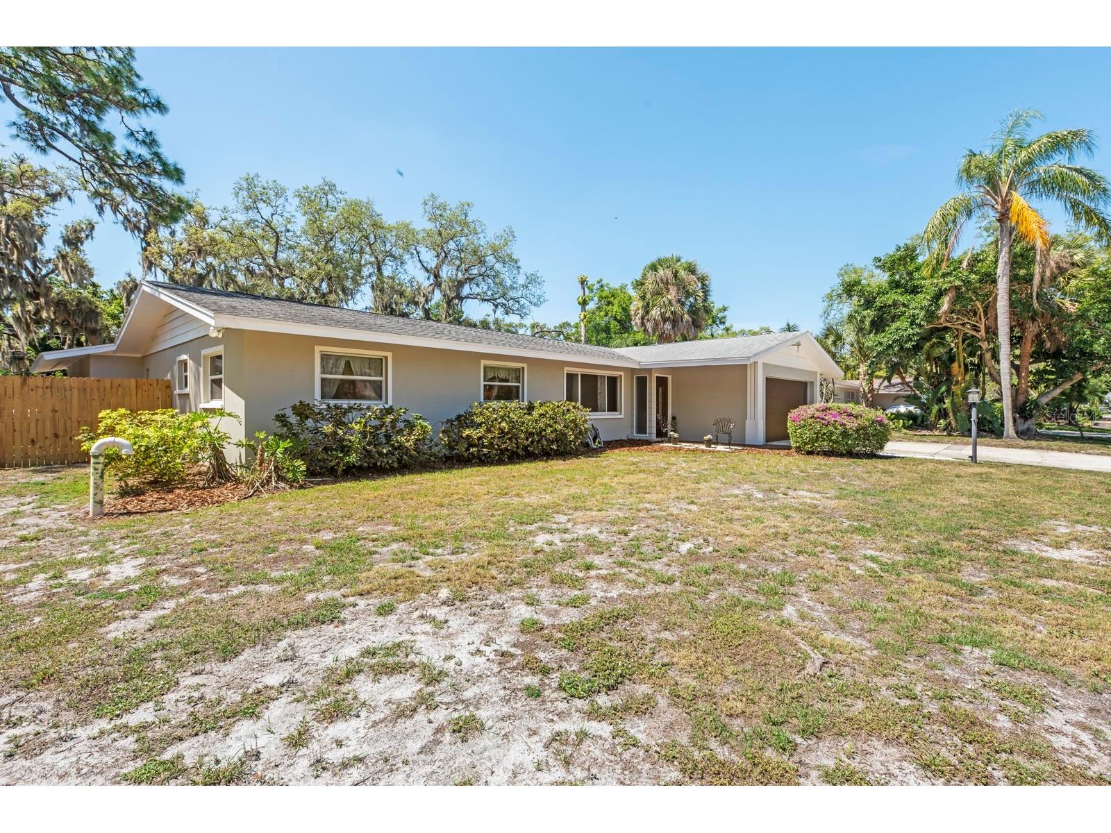 2352 Palm Terrace Sarasota FL 34231 A4692941 image58