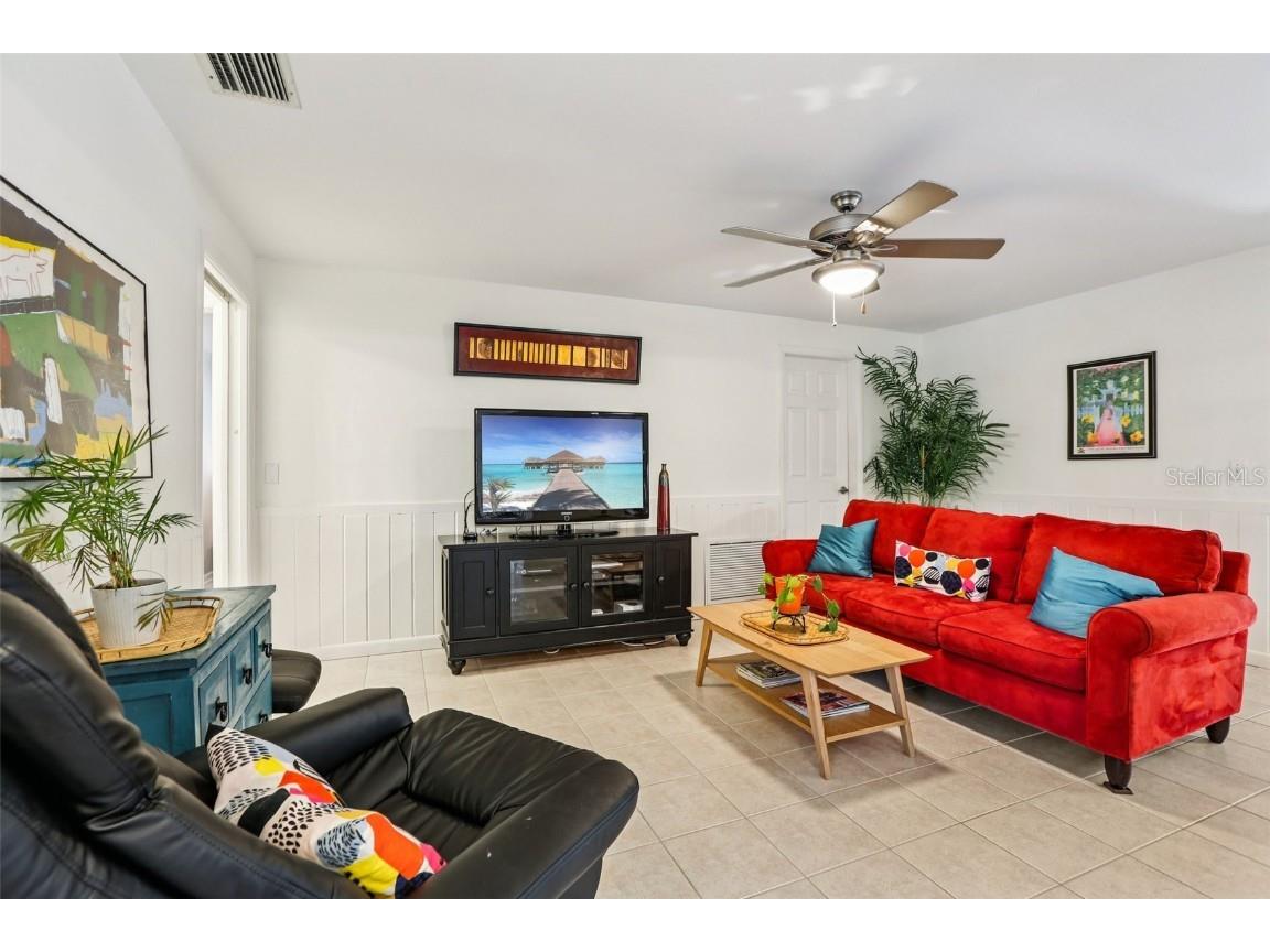 2353 Demaret Drive Dunedin FL 34698 TB8436831 image12