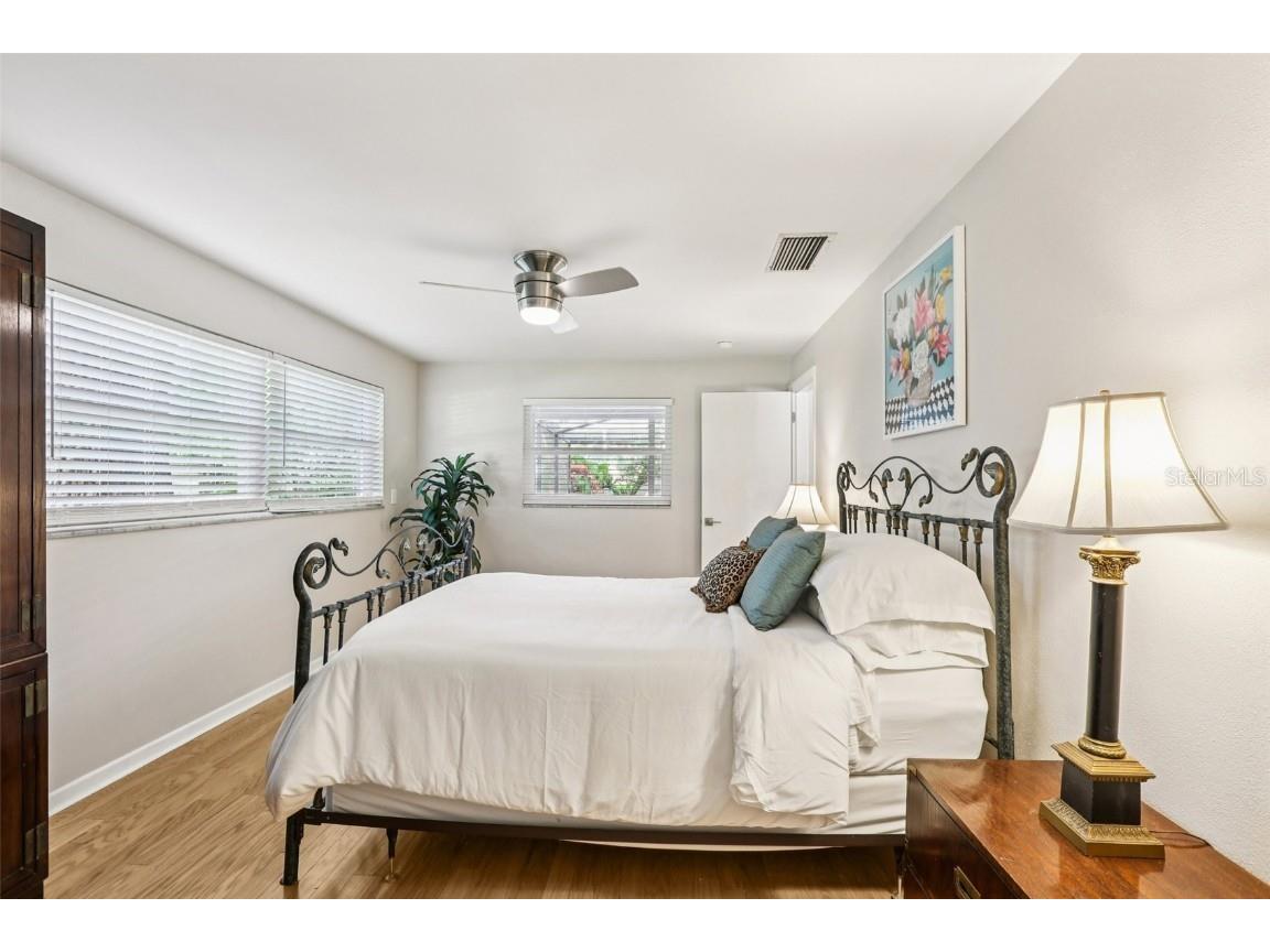 2353 Demaret Drive Dunedin FL 34698 TB8436831 image15