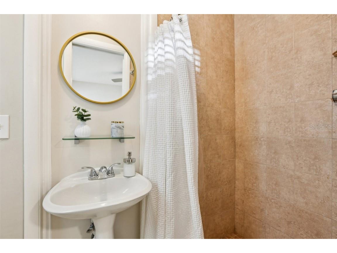 2353 Demaret Drive Dunedin FL 34698 TB8436831 image19