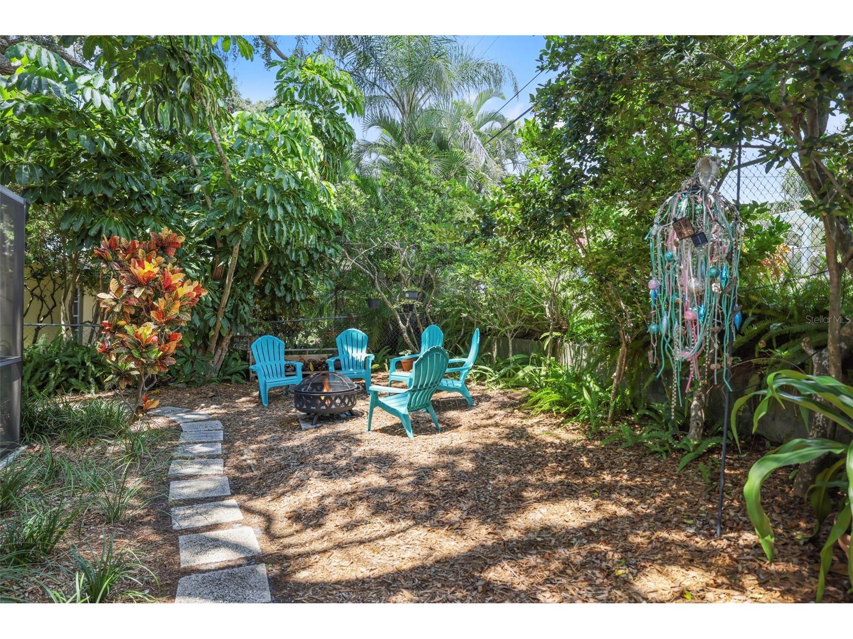 2353 Demaret Drive Dunedin FL 34698 TB8481635 image58