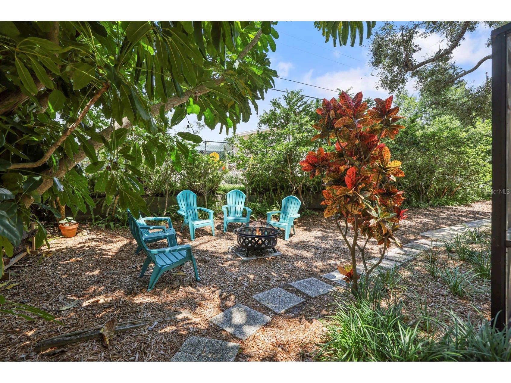 2353 Demaret Drive Dunedin FL 34698 TB8481635 image71