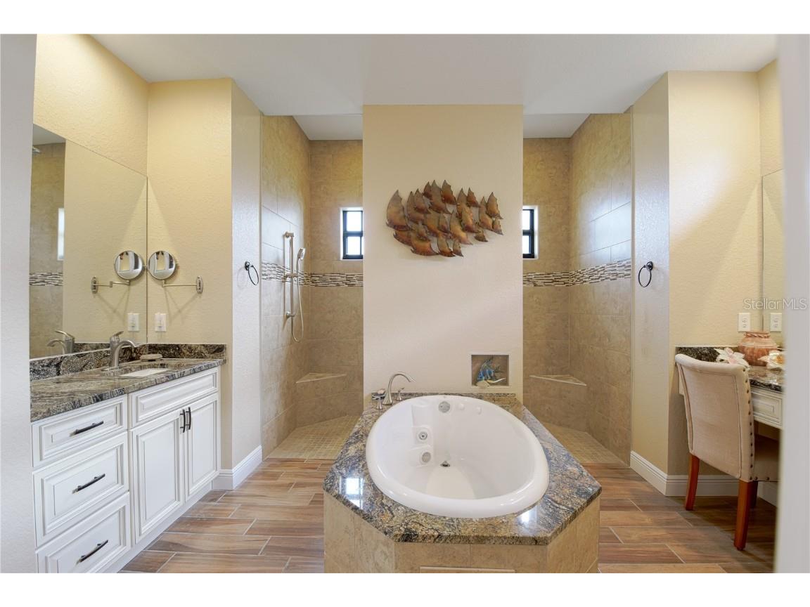 2353 Sofia Lane Punta Gorda FL 33983 C7518421 image4