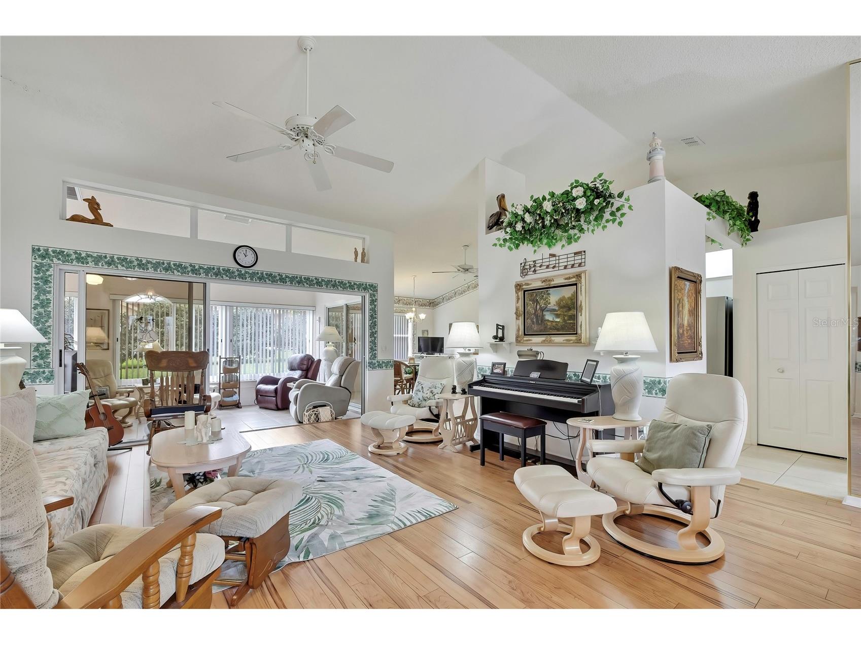 2353 Summercrest Lane Spring Hill FL 34606 TB8490369 image3