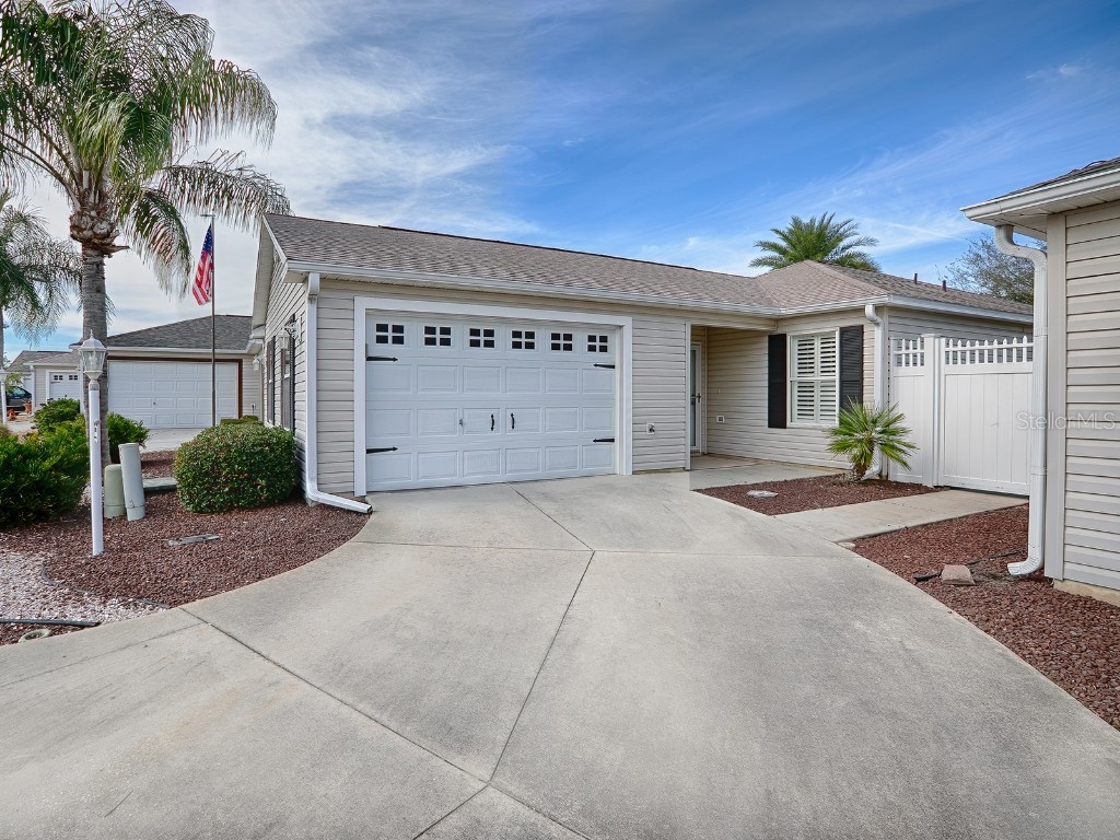 2354 Chestnut Terrace The Villages FL 32162 G5077560 image1