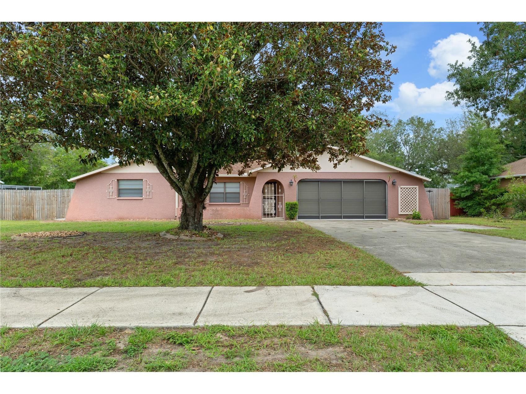 2354 Deltona Boulevard Spring Hill FL 34606 W7887678 image1