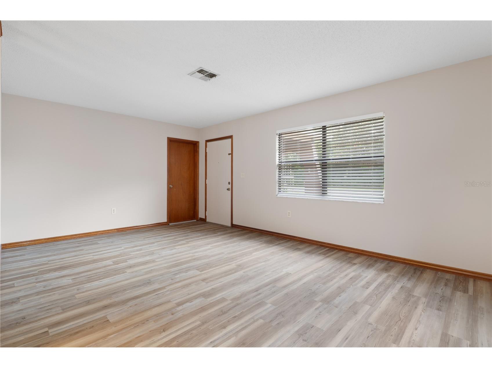 2354 Deltona Boulevard Spring Hill FL 34606 W7887678 image8
