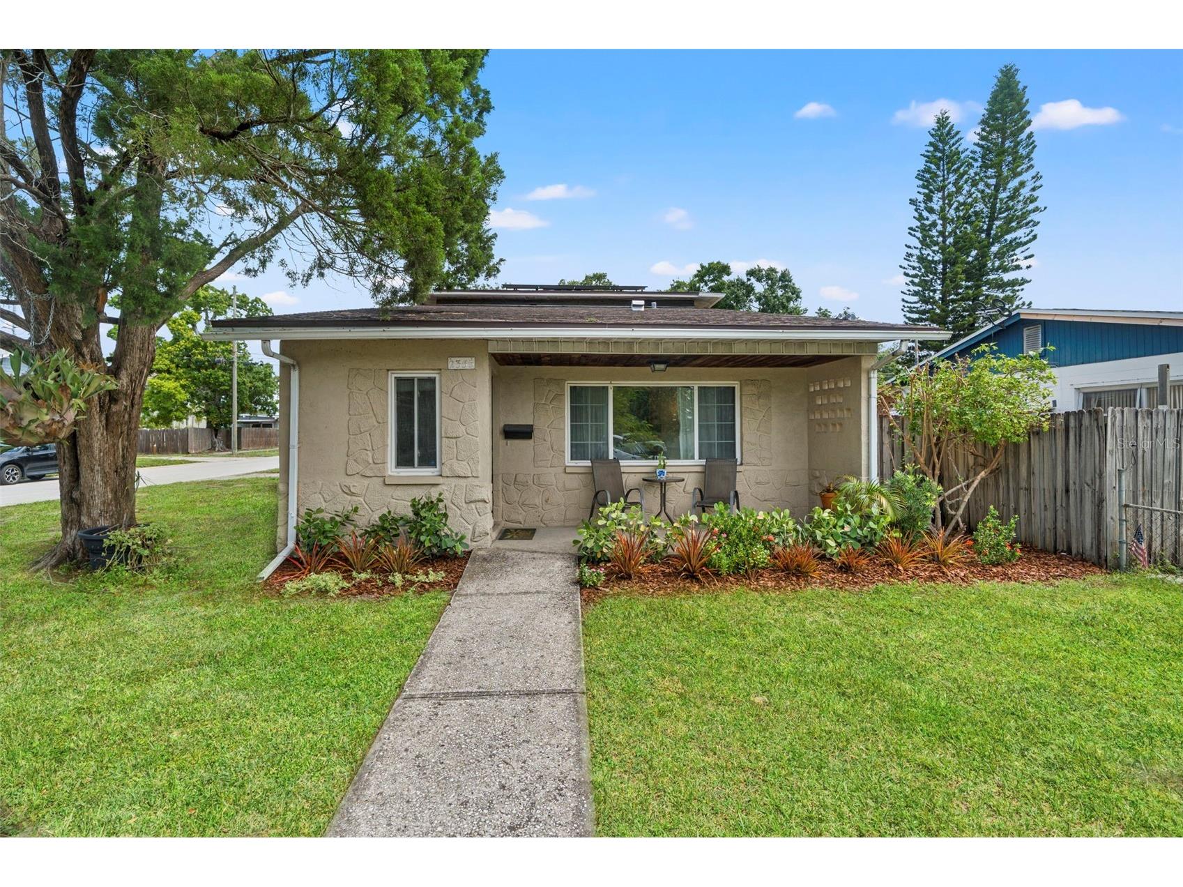 2355 14th Avenue N Saint Petersburg FL 33713 TB8528441 image1
