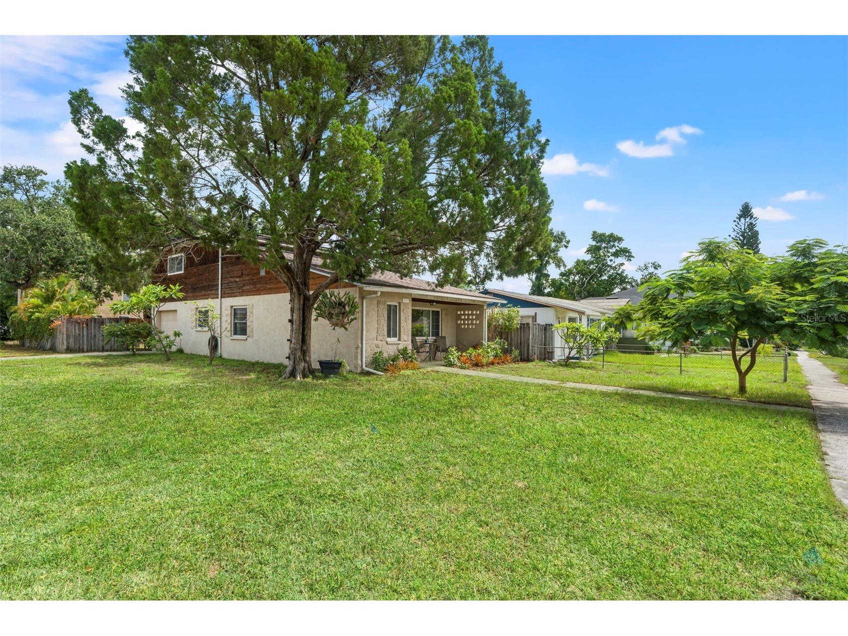 2355 14th Avenue N Saint Petersburg FL 33713 TB8528441 image2