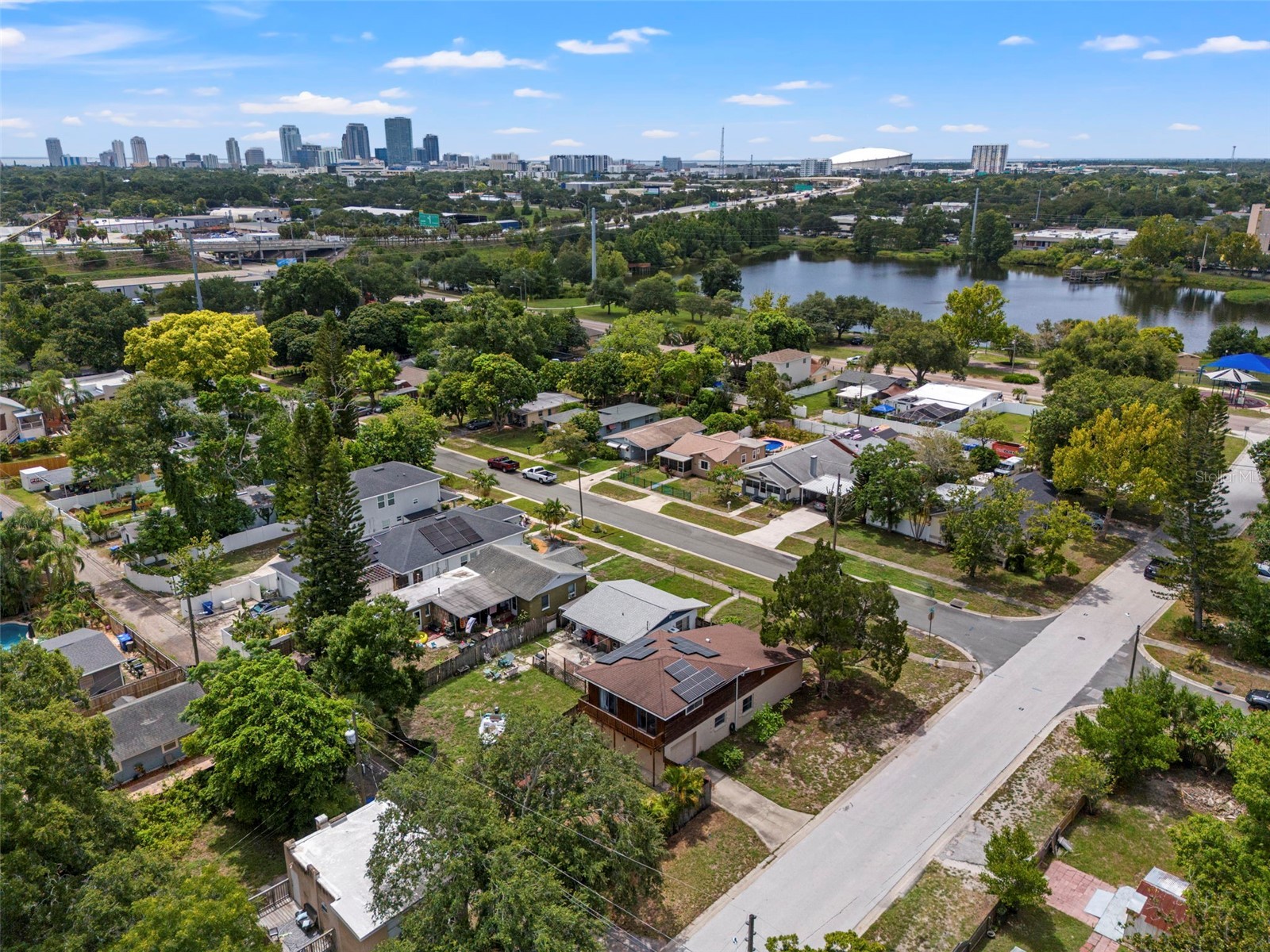2355 14th Avenue N Saint Petersburg FL 33713 TB8528441 image32