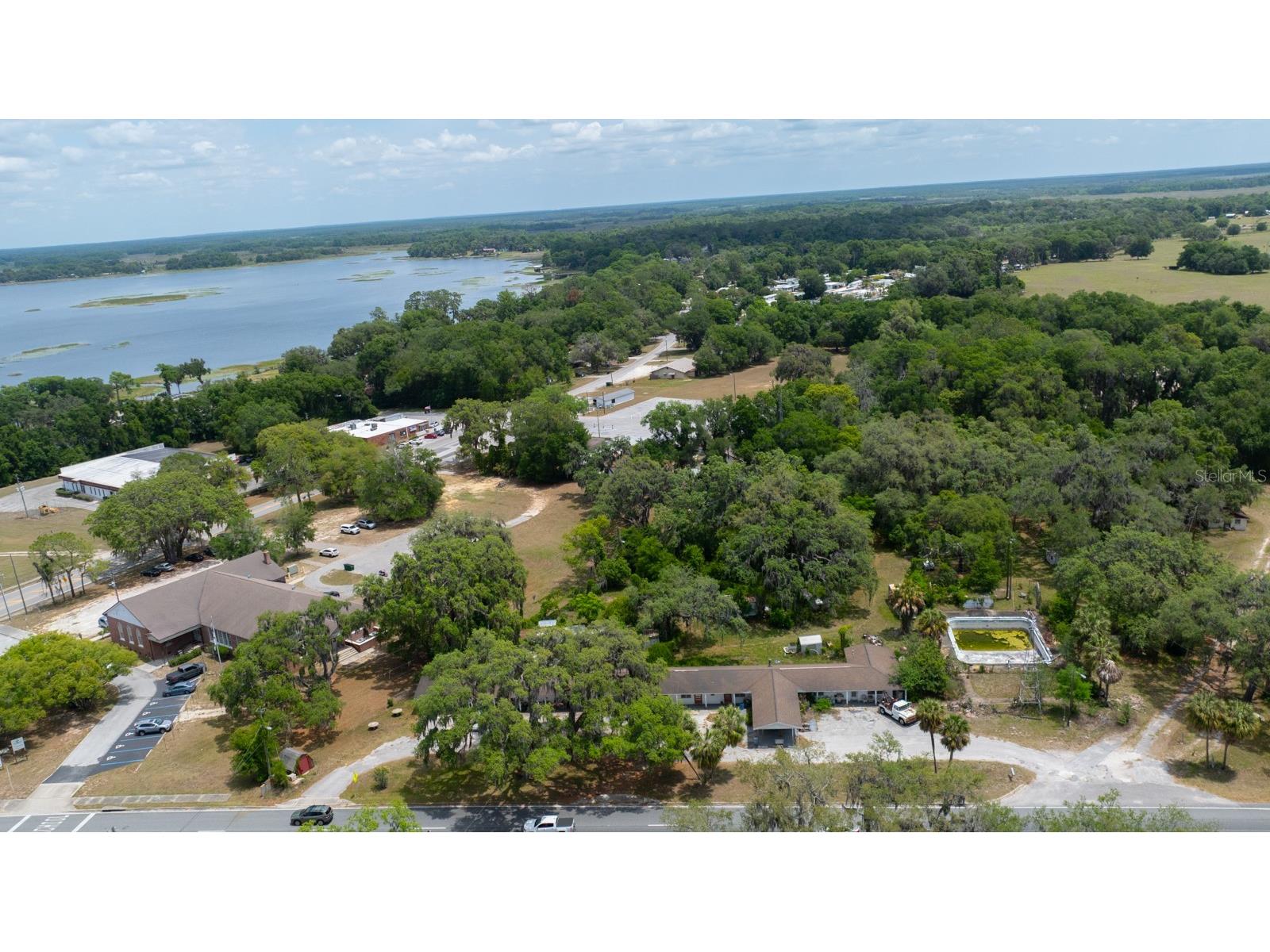 2355 N Florida Avenue Hernando FL 34442 TB8512429 image1