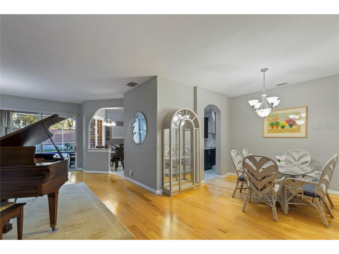 2356 Messenger Circle Safety Harbor FL 34695 TB8440988 image9