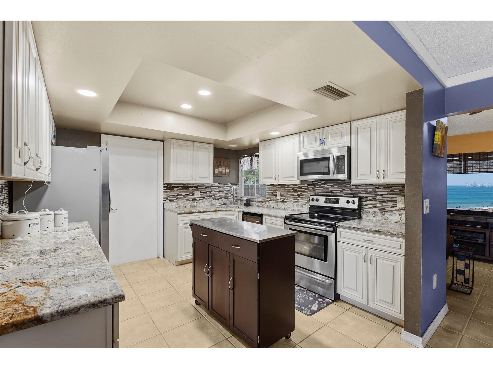 2356 Teal Avenue Sarasota FL 34232 A4684716 image19