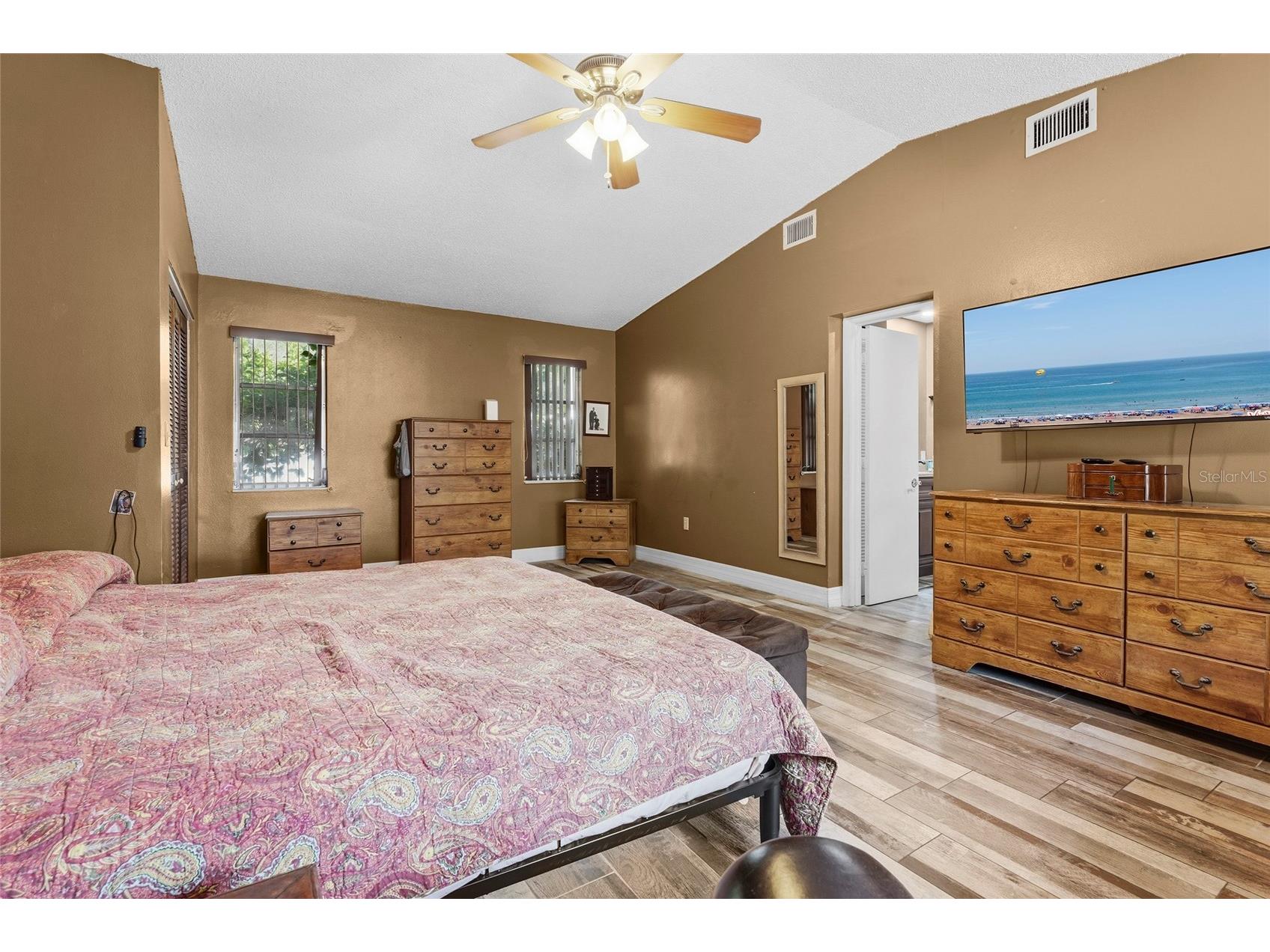 2356 Teal Avenue Sarasota FL 34232 A4684716 image26