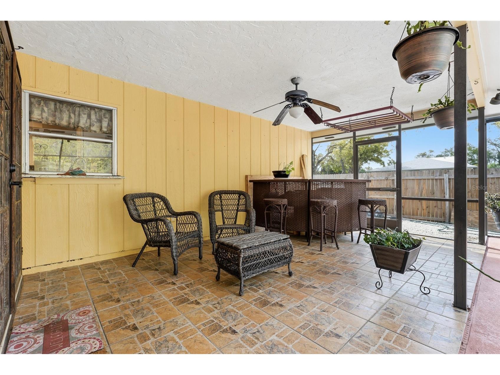 2356 Teal Avenue Sarasota FL 34232 A4684716 image39