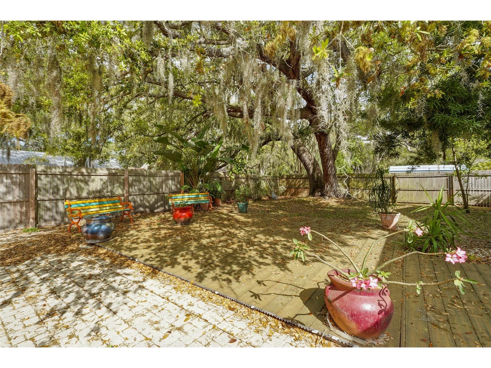 2356 Teal Avenue Sarasota FL 34232 A4684716 image49