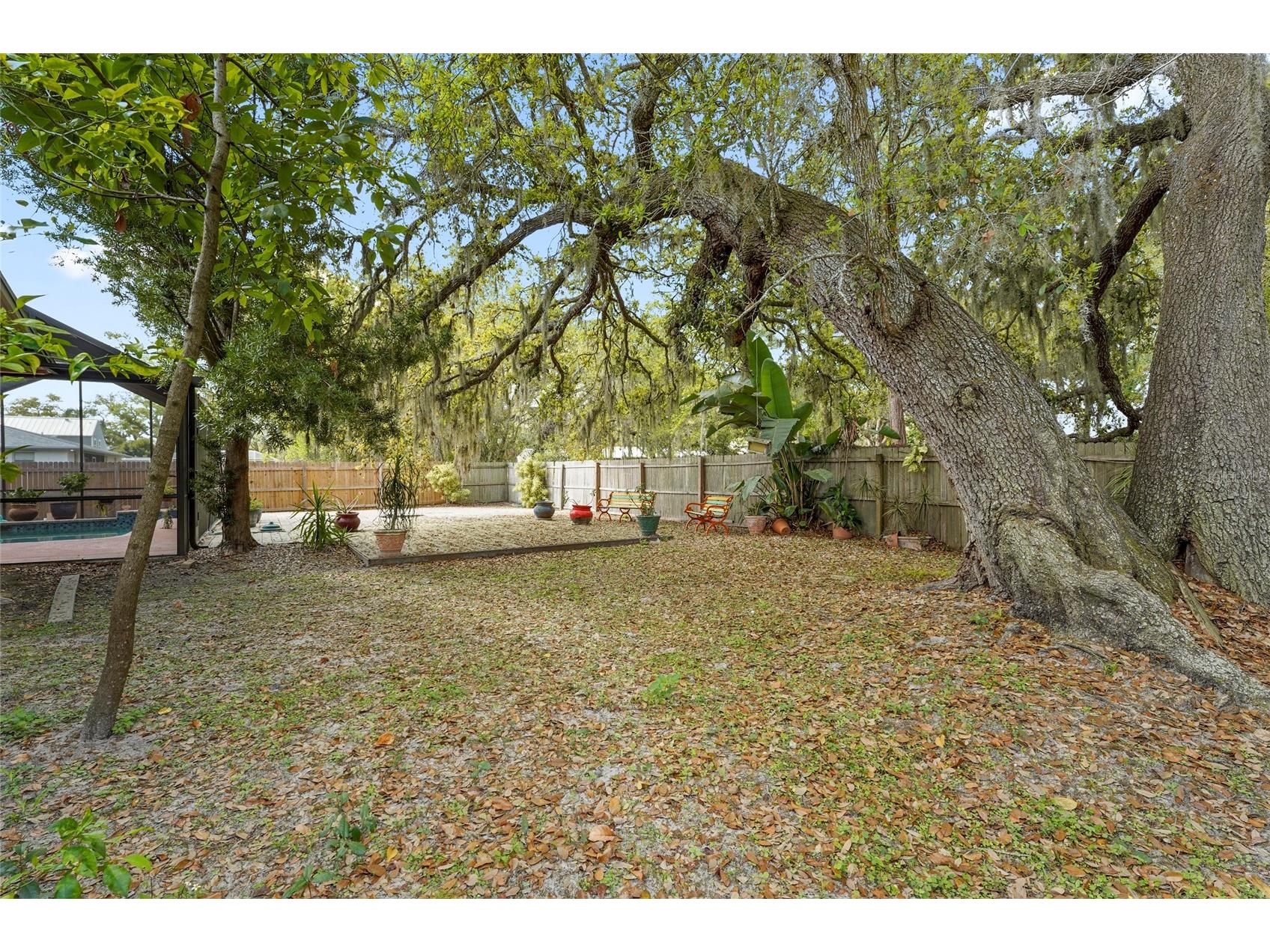 2356 Teal Avenue Sarasota FL 34232 A4684716 image52
