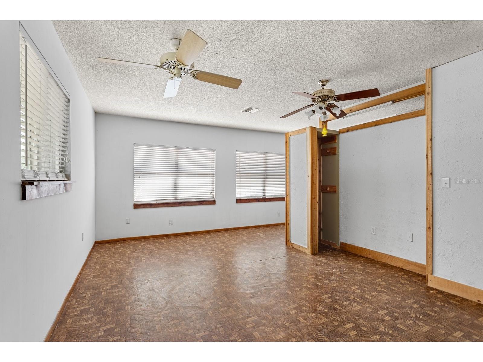 2356 Valley Avenue Kissimmee FL 34744 O6390430 image14