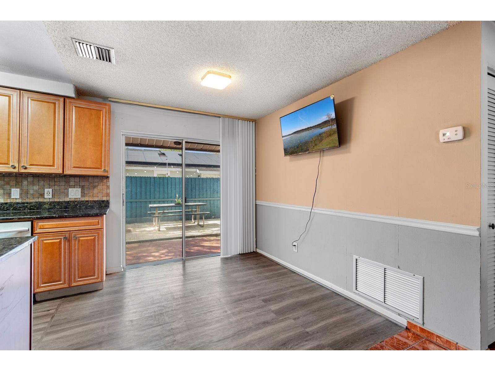 2356 Valley Avenue Kissimmee FL 34744 O6390430 image4