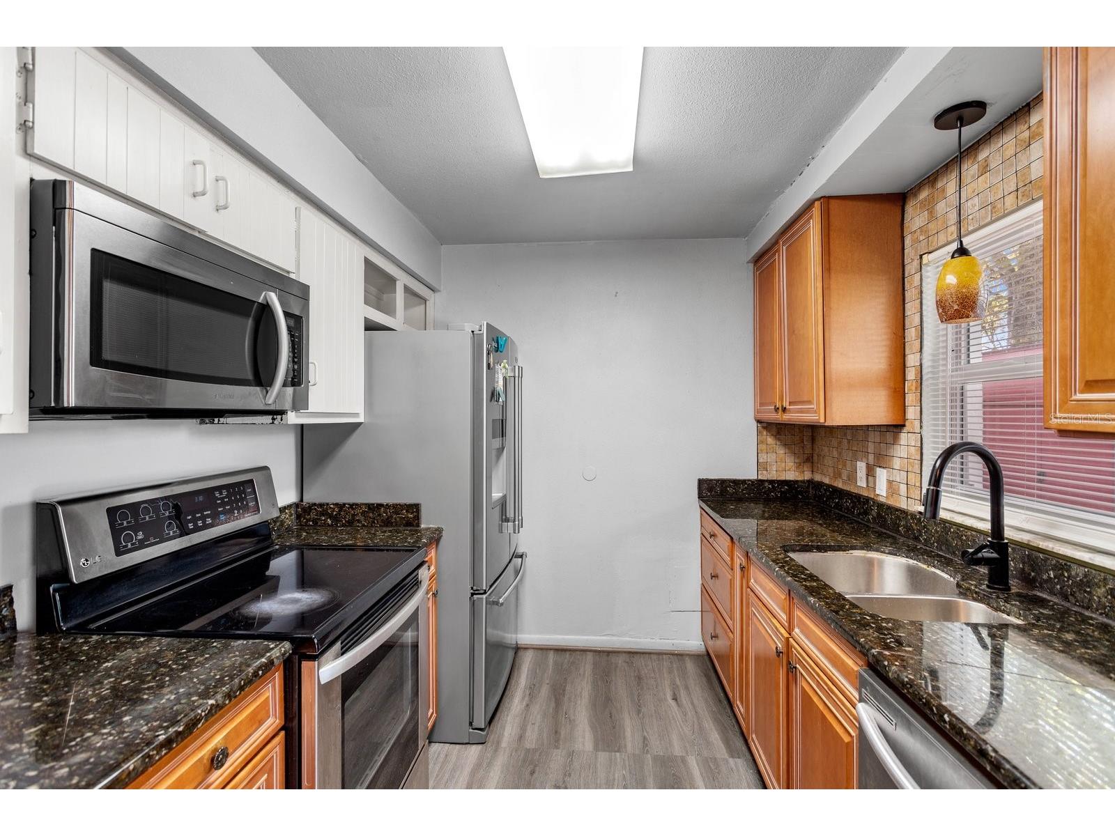 2356 Valley Avenue Kissimmee FL 34744 O6390430 image6