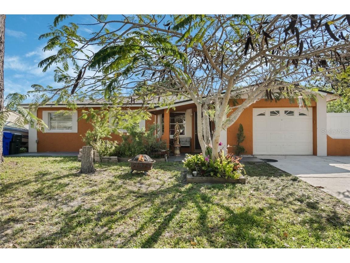 2357 Town And Country Drive Kissimmee FL 34744 O6289676 image1