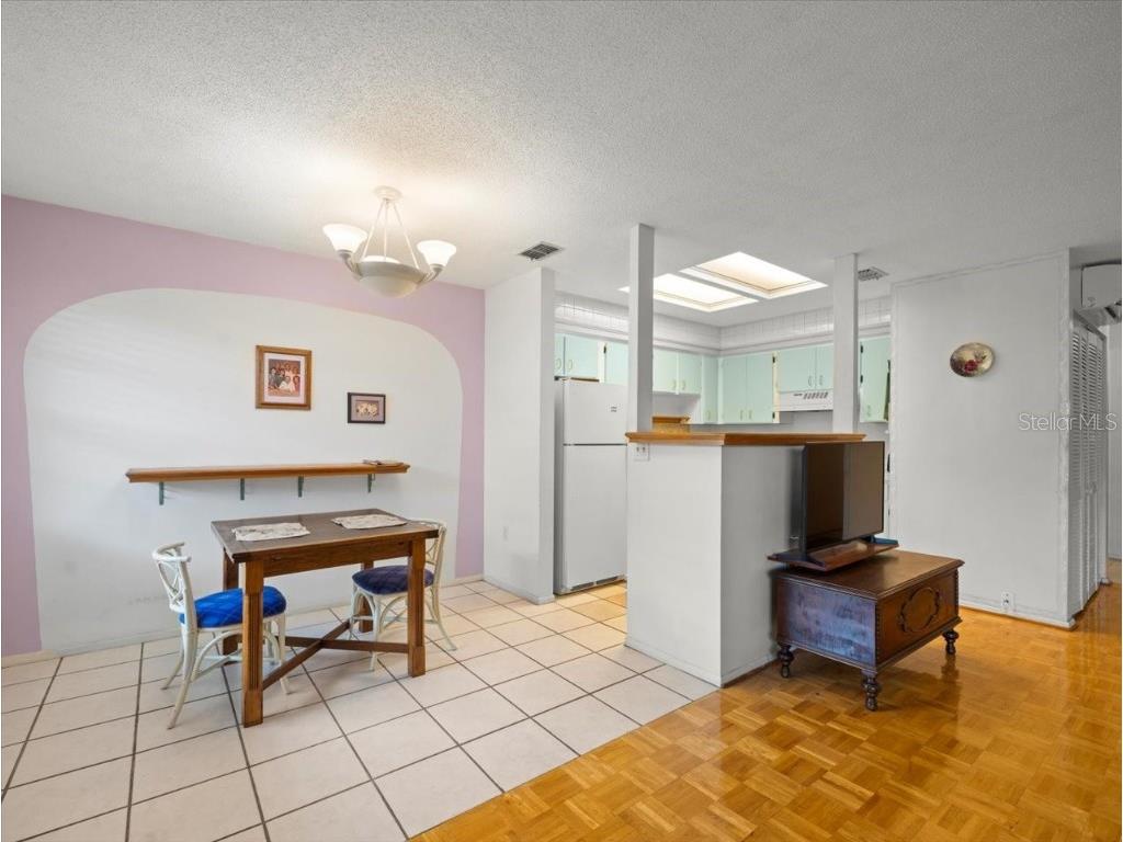 2357 Walton Circle #M6 Palm Harbor FL 34683 TB8402241 image14