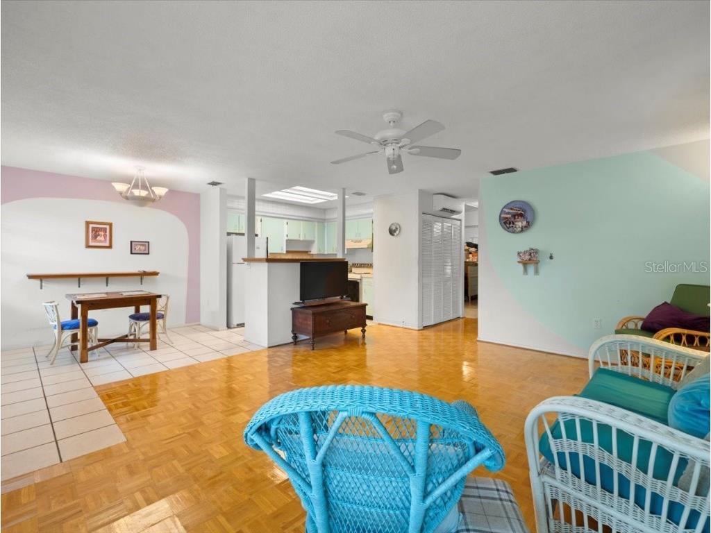 2357 Walton Circle #M6 Palm Harbor FL 34683 TB8402241 image3