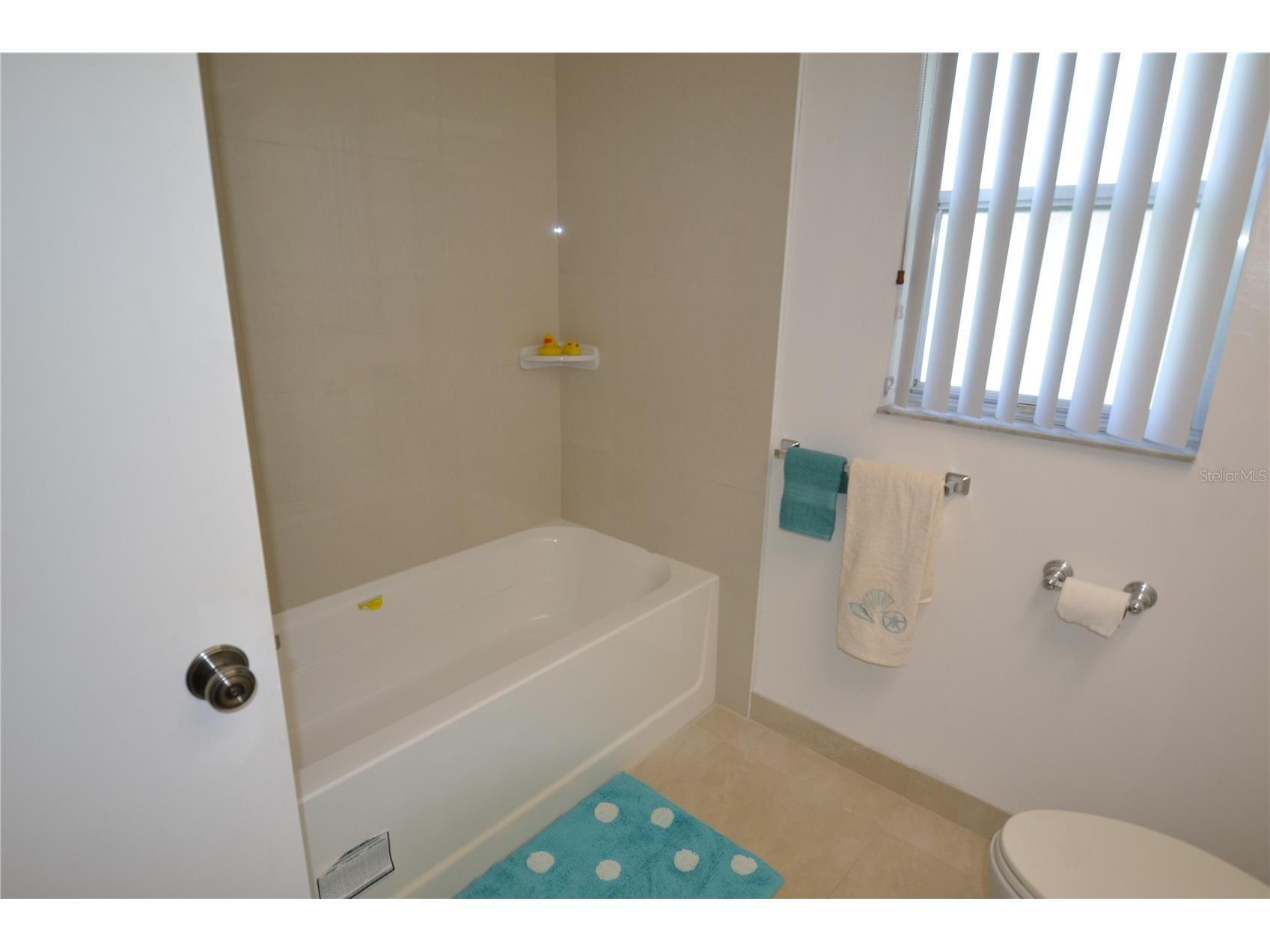 2357 White Oak Circle Clearwater FL 33763 TB8514733 image11