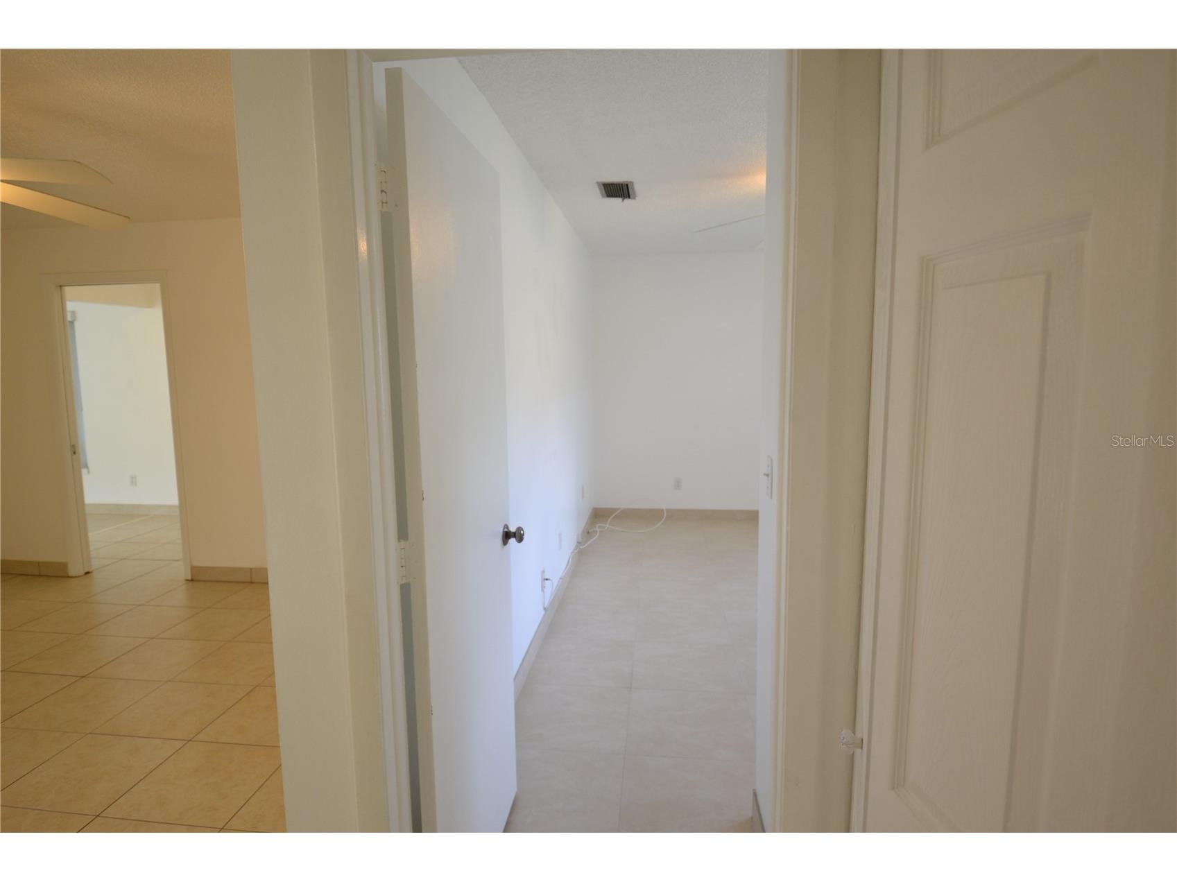 2357 White Oak Circle Clearwater FL 33763 TB8514733 image12