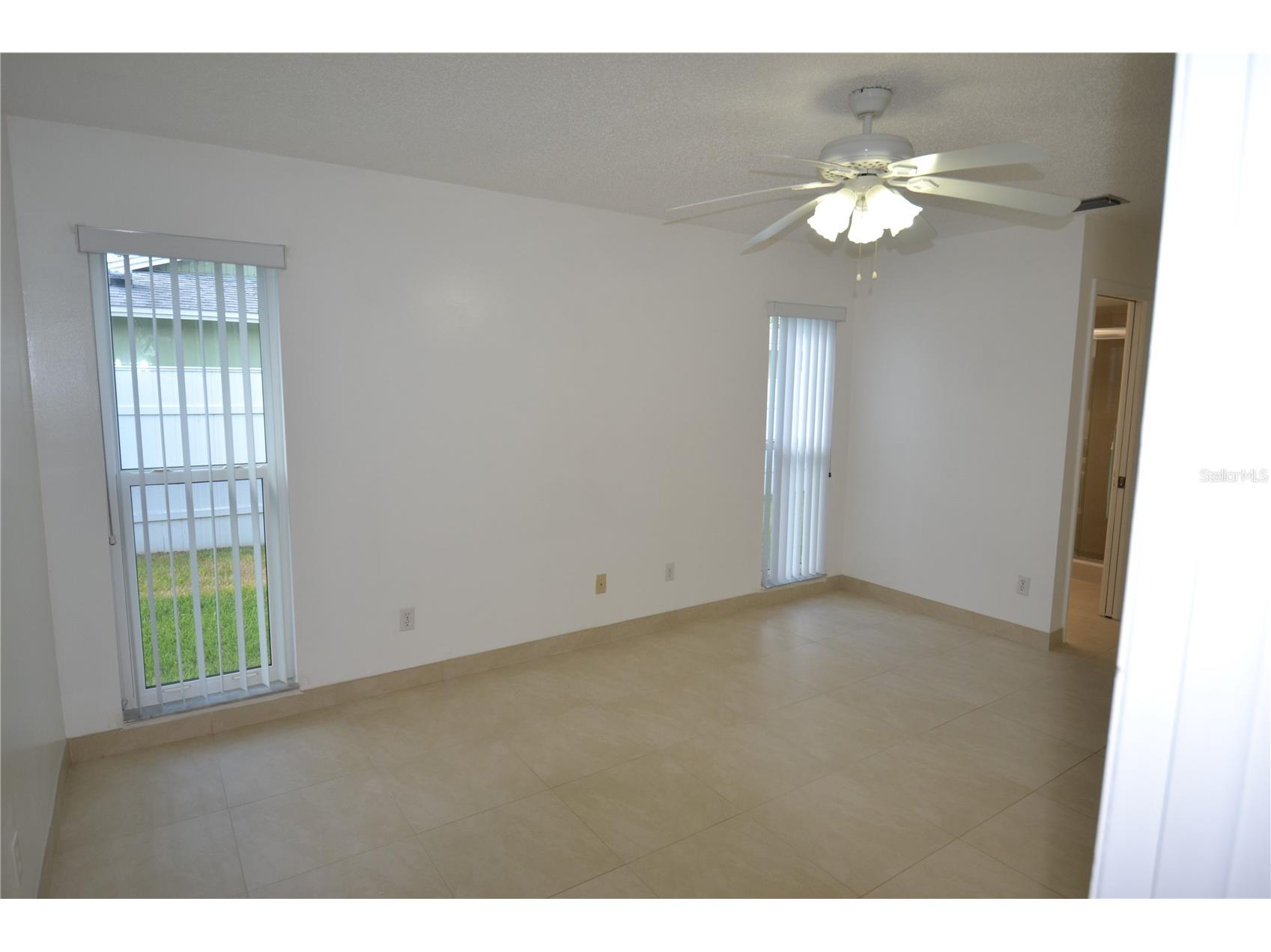 2357 White Oak Circle Clearwater FL 33763 TB8514733 image16