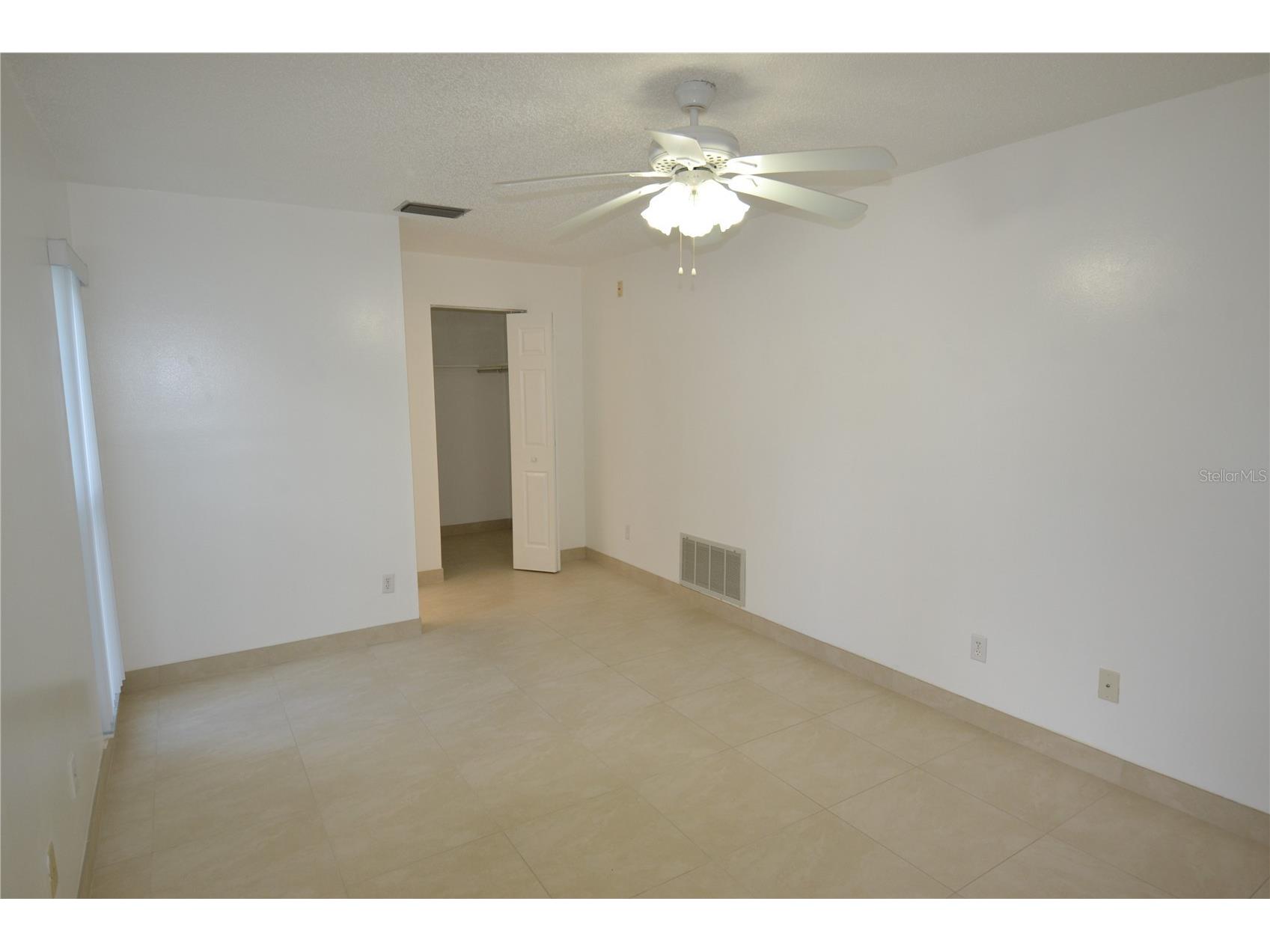 2357 White Oak Circle Clearwater FL 33763 TB8514733 image17