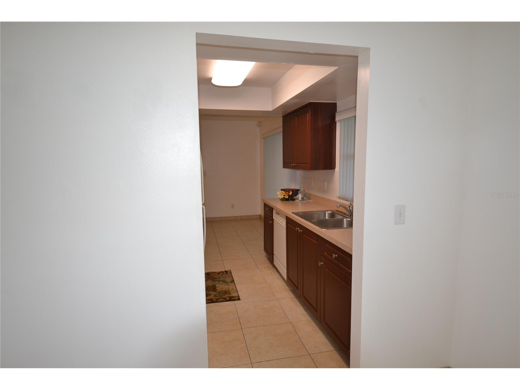 2357 White Oak Circle Clearwater FL 33763 TB8514733 image2