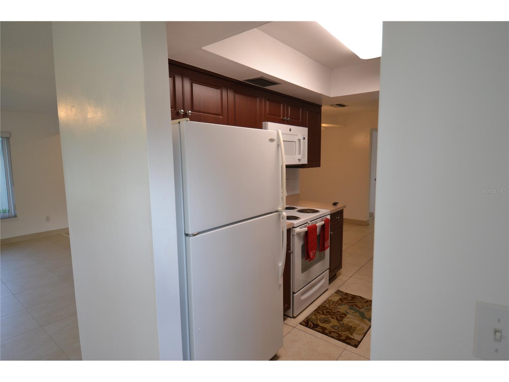 2357 White Oak Circle Clearwater FL 33763 TB8514733 image3