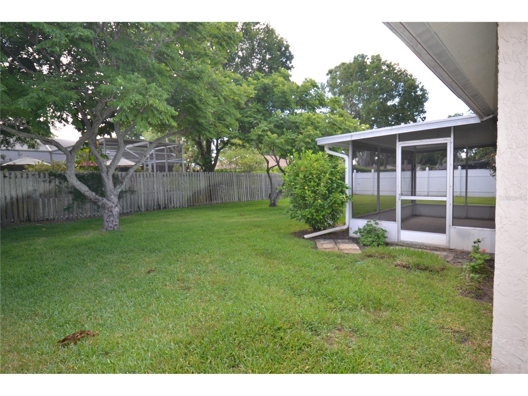 2357 White Oak Circle Clearwater FL 33763 TB8514733 image34