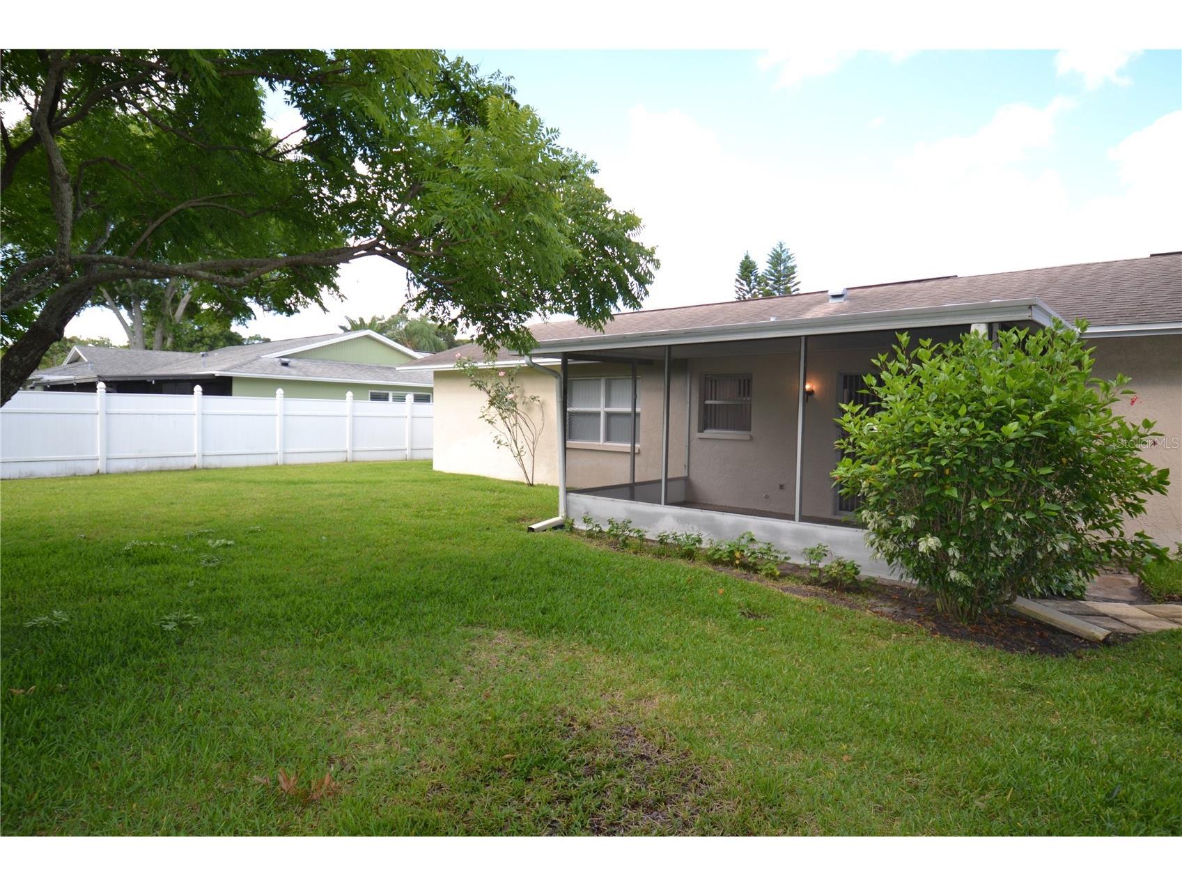 2357 White Oak Circle Clearwater FL 33763 TB8514733 image38