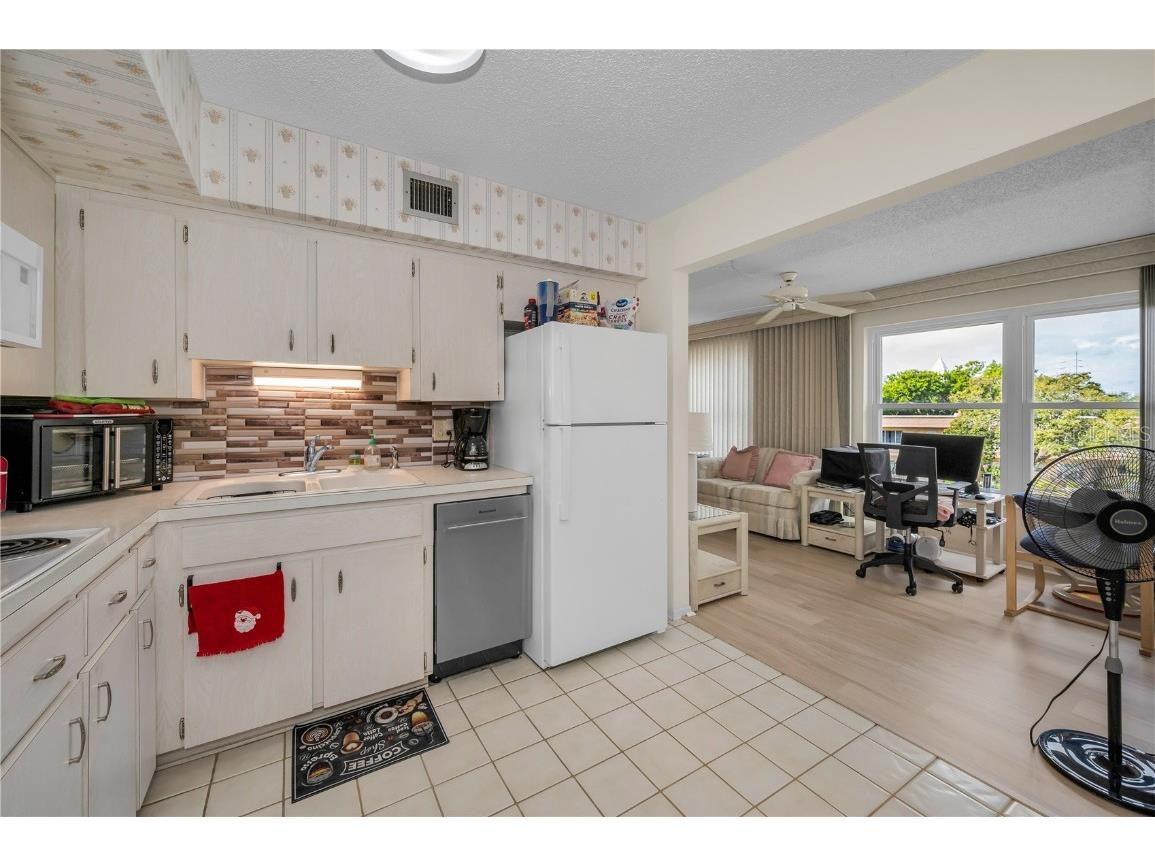 2358 Ecuadorian Way #52 Clearwater FL 33763 TB8454723 image12