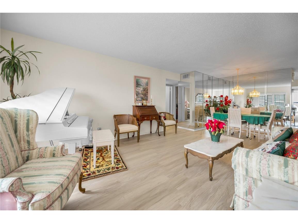 2358 Ecuadorian Way #52 Clearwater FL 33763 TB8454723 image6