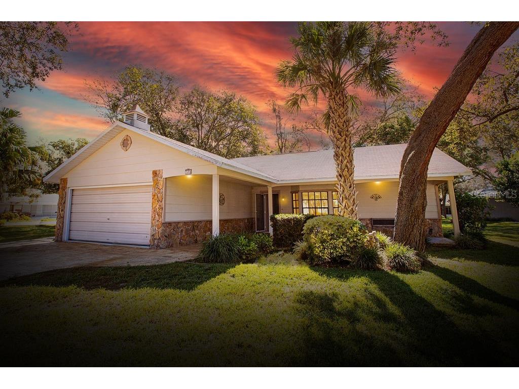 2358 Masters Court Spring Hill FL 34606 W7859099 image1