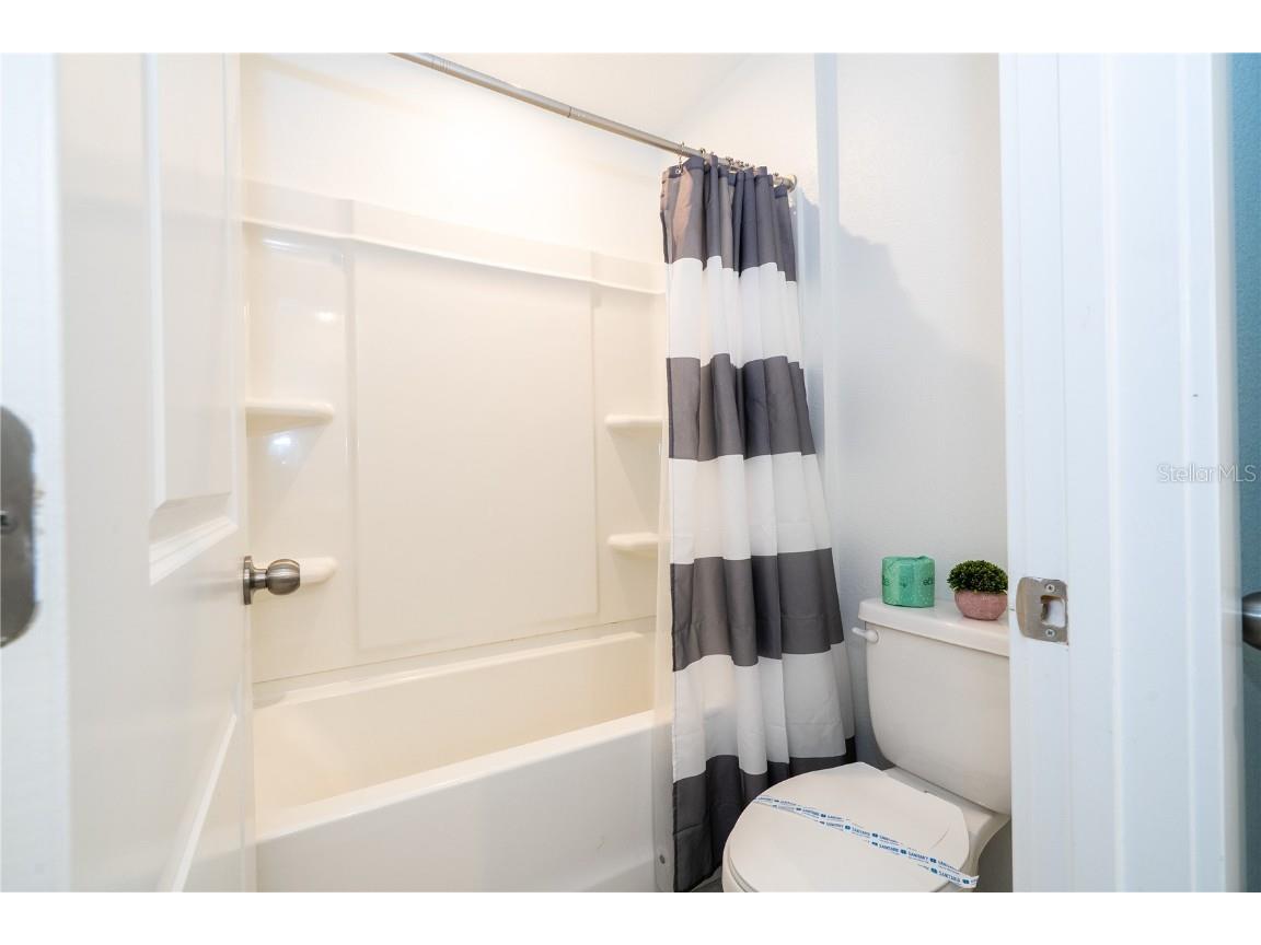 2358 Salty Winds Way Kissimmee FL 34747 O6339598 image58