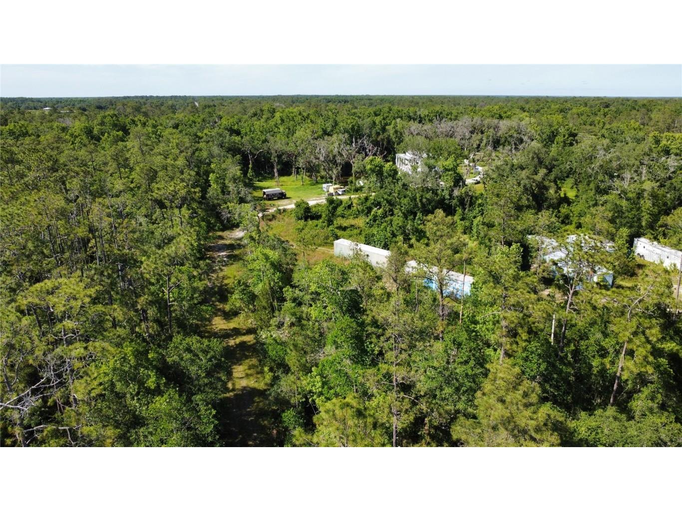 23589 E Colonial Drive Christmas FL 32709 O6208068 image1