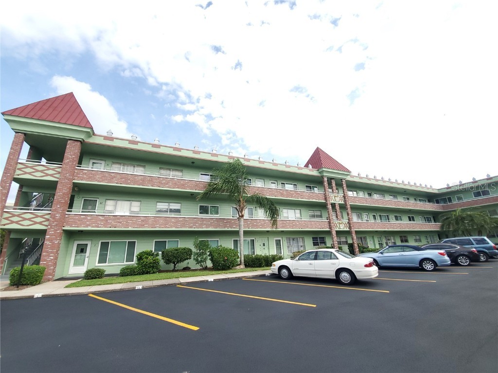 2359 Finlandia Lane #31 Clearwater FL 33763 U8204740 image1