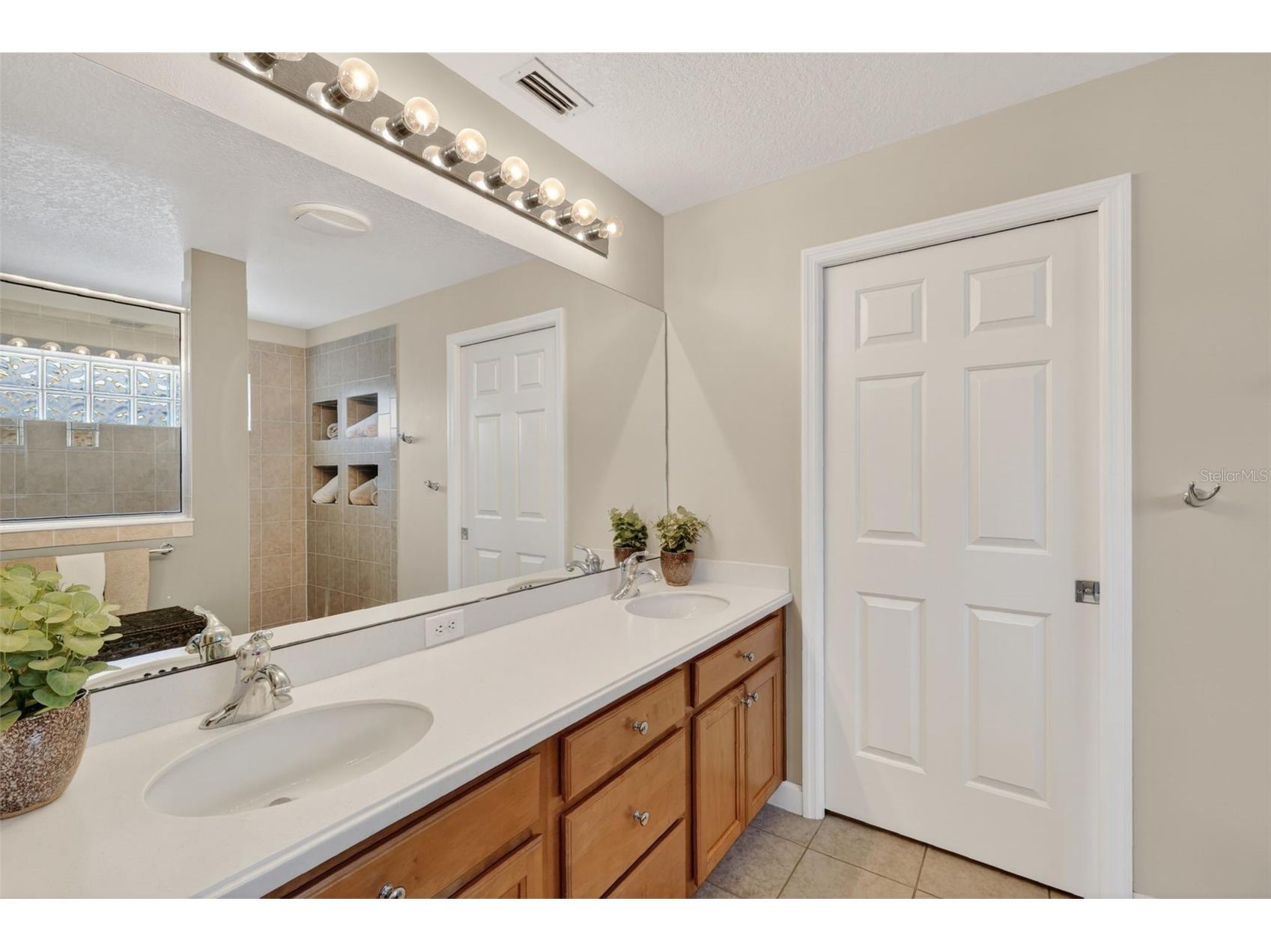 2359 Wakefield Way Mount Dora FL 32757 - LAKES OF MOUNT DORA G5111169 image26