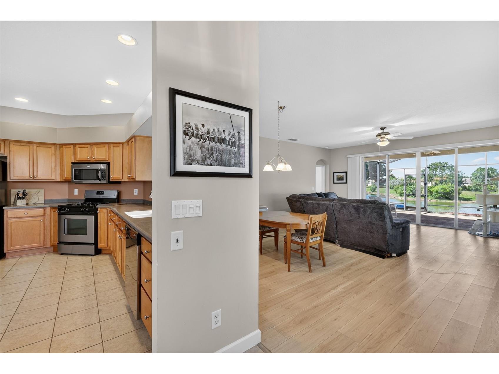 2359 Wakefield Way Mount Dora FL 32757 - LAKES OF MOUNT DORA G5111169 image9