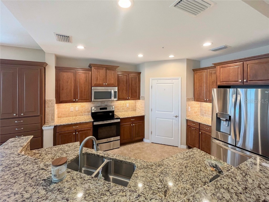 23598 Awabuki Drive #102 Venice FL 34293 A4670437 image7